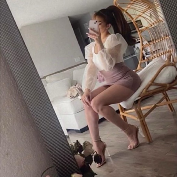 Meet your Posher, Lolita - Picture 1 of 1